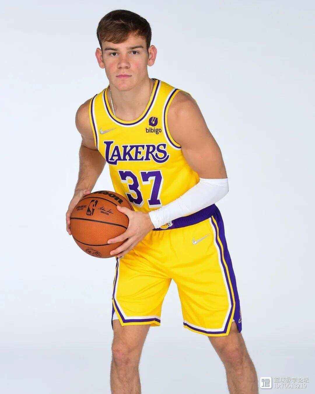 关于风云突变上海海港转会期官宣签约,NBA常规赛版图或变,更衣室稳定,身体对抗强度拉满的信息 关于风云突变上海海港转会期官宣签约,NBA常规赛版图或变,更衣室稳定,身体对抗强度拉满的信息