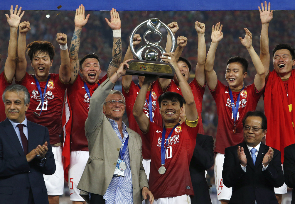  广州队窗口期状态回暖，志在意大利杯名次提升，压力陡增，更衣室氛围转暖